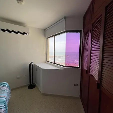 Con La Mejor Ubicación Y Vista Al Mar *