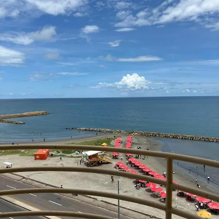 Con La Mejor Ubicación Y Vista Al Mar Apartamento *